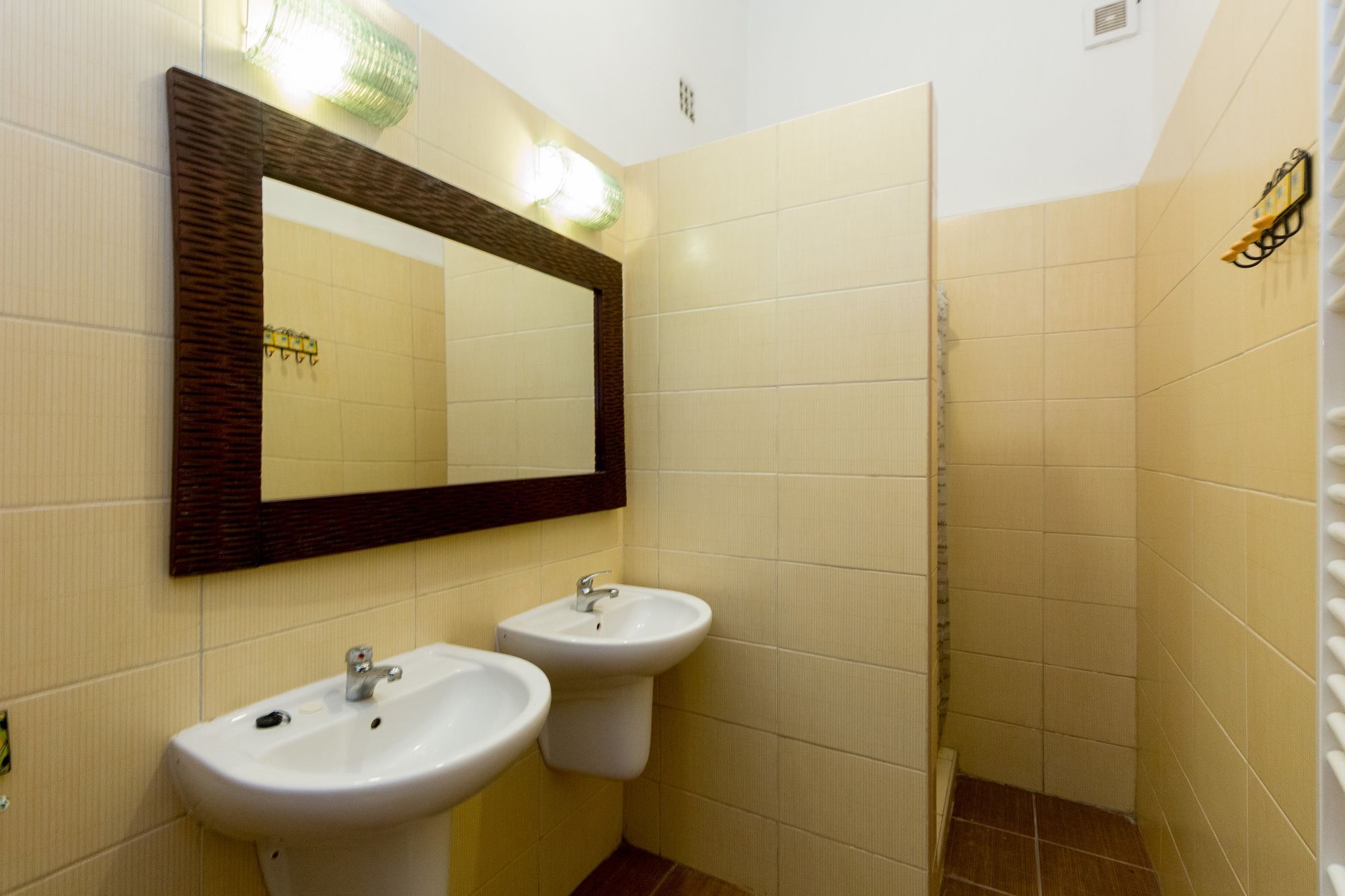 Bpm-Maharaja Rooms Budapest Extérieur photo